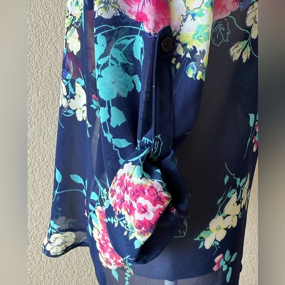 KUT from the Kloth Sheer Floral Button Down Blouse – XS Petite - Picture 6 of 9